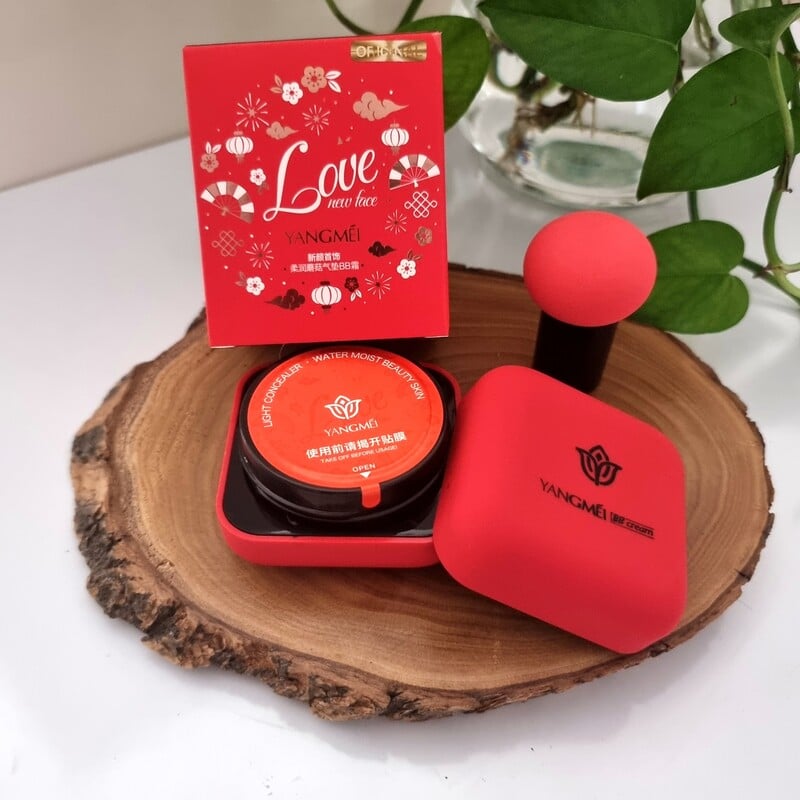 کوشن یانگمی مدل LOVE همراه با پد قارچی