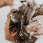 بهترین شامپو برای موهای چرب و نازک و کم پشت